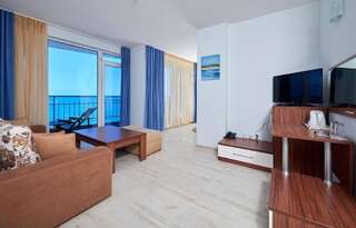 Отель Family Hotel Regata Поморие Полулюкс с видом на море-12