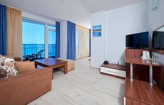 Отель Family Hotel Regata Поморие Полулюкс с видом на море-5